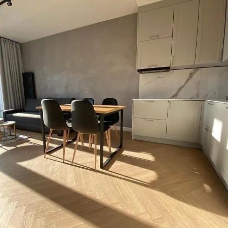 Apartament Aurora *